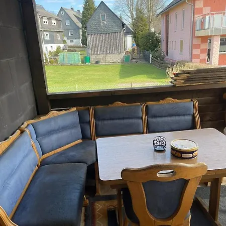Haus Rennsteig * Reichenbach im Vogtland